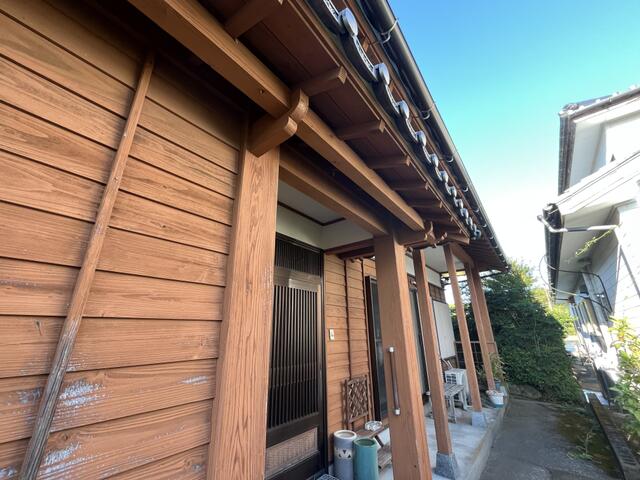 玄関／玄関は東向きです