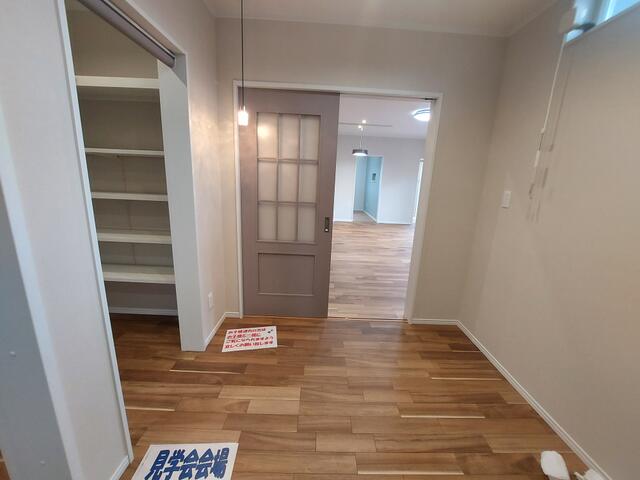 detached 宮崎県小林市南西方 地図を見る