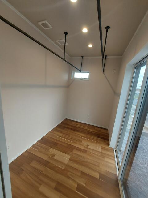 detached 宮崎県小林市南西方 地図を見る