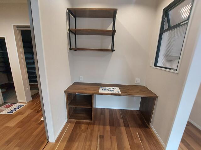 detached 宮崎県小林市南西方 地図を見る