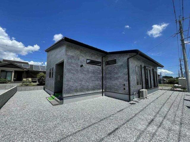 detached 宮崎県小林市南西方 地図を見る