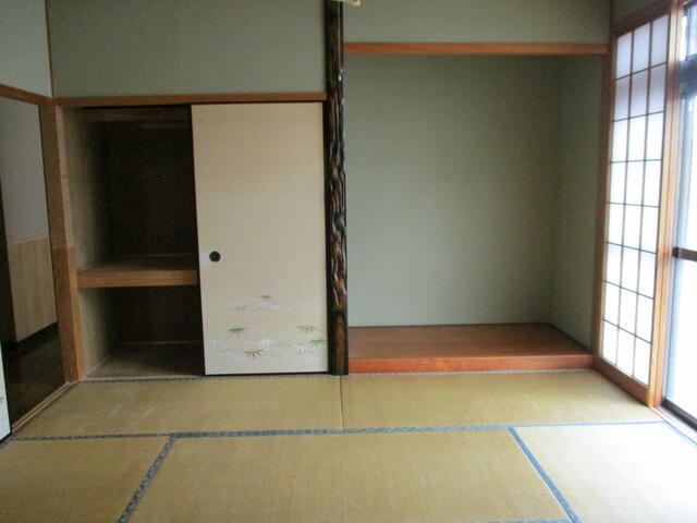 detached 宮崎県小林市堤