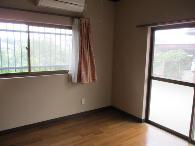 detached 宮崎県小林市堤