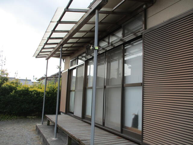 detached 宮崎県小林市堤