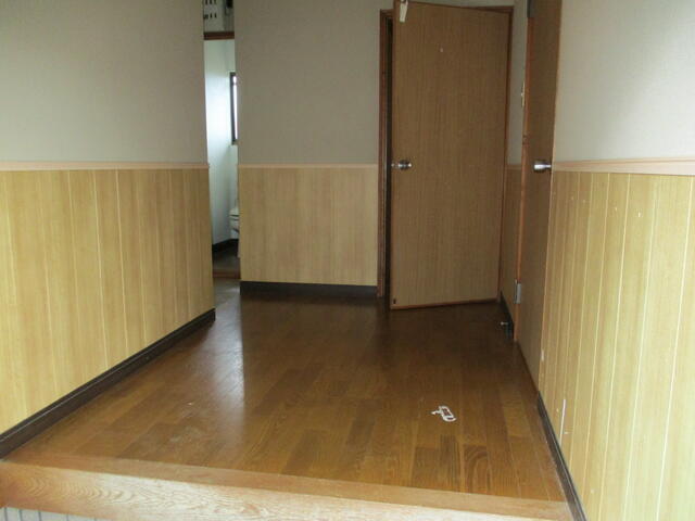 detached 宮崎県小林市堤