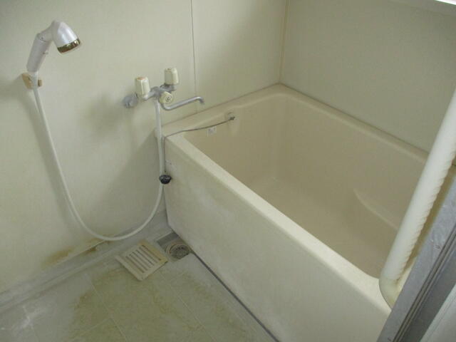 detached 宮崎県小林市堤