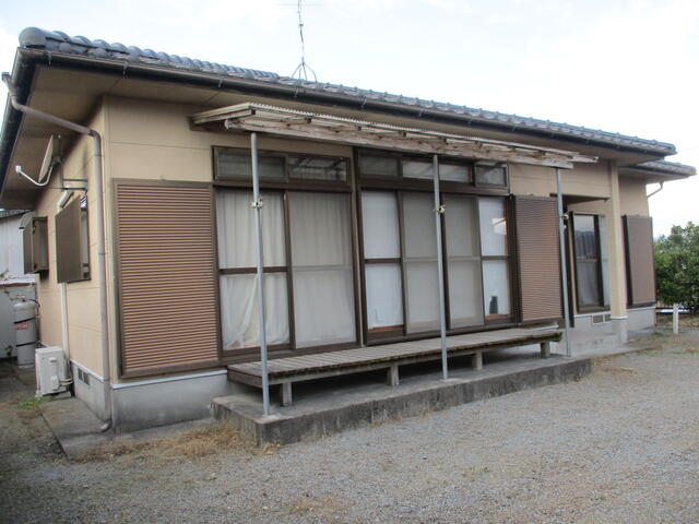 detached 宮崎県小林市堤