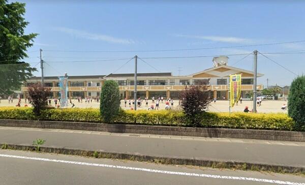 都城市立西小学校 (1,778m)