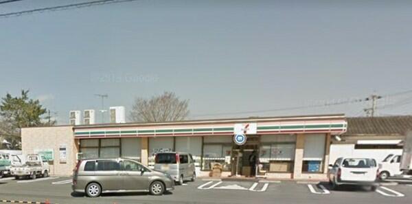 セブンイレブン都城一万城町店 (902m)