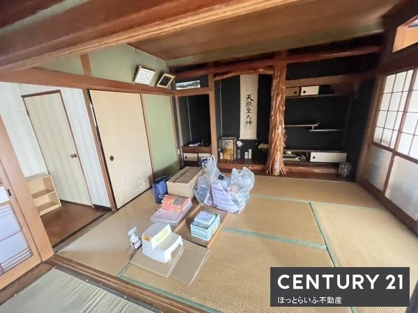 リビング以外の居室／和室ならではの雰囲気が魅力です