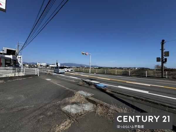 不明なタイトルの風景が印象的です