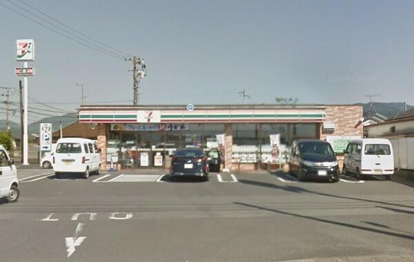 セブンイレブン三股新馬場店 (1,538m)
