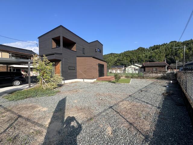 detached 鹿児島県姶良市下名 地図を見る