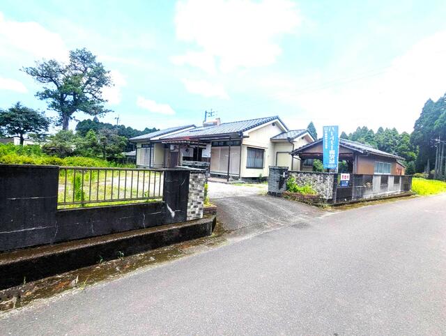detached 鹿児島県曽於市末吉町二之方 地図を見る