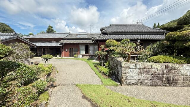 house for sale in Satsumasendai, Kagoshima | ¥45,000,000 | 6K | Akiya…
