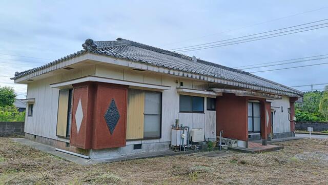 house for sale in Kushima, Miyazaki | ¥6,500,000 | 4DK | Akiyama hous…