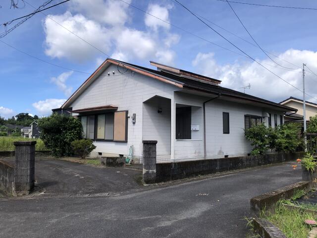 鹿児島県霧島市の一戸建て | 980万円 | 3LDK | 244.07m² | Akiyama house finder