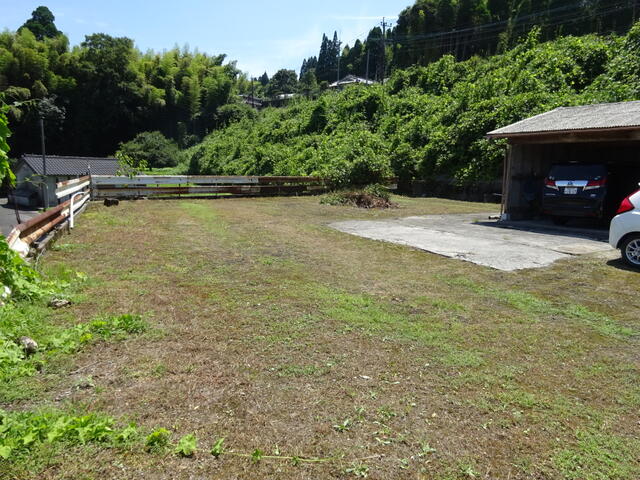 detached 鹿児島県霧島市溝辺町有川 地図を見る