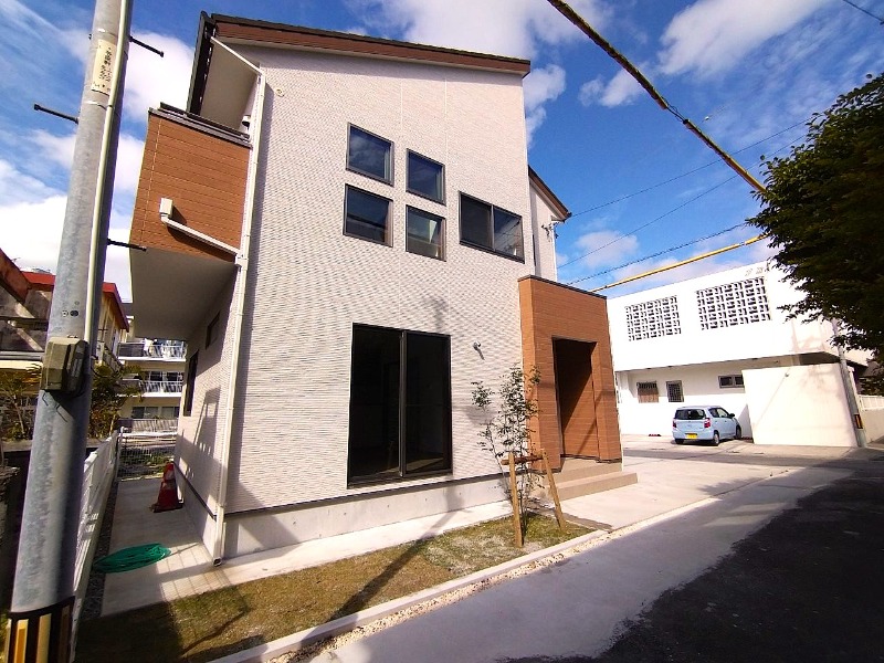 detached 沖縄県糸満市字与座 地図を見る