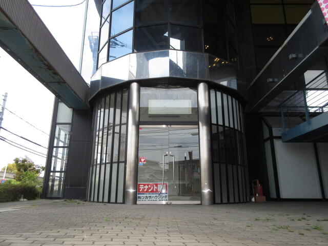 現地（外観）／物件の正面玄関