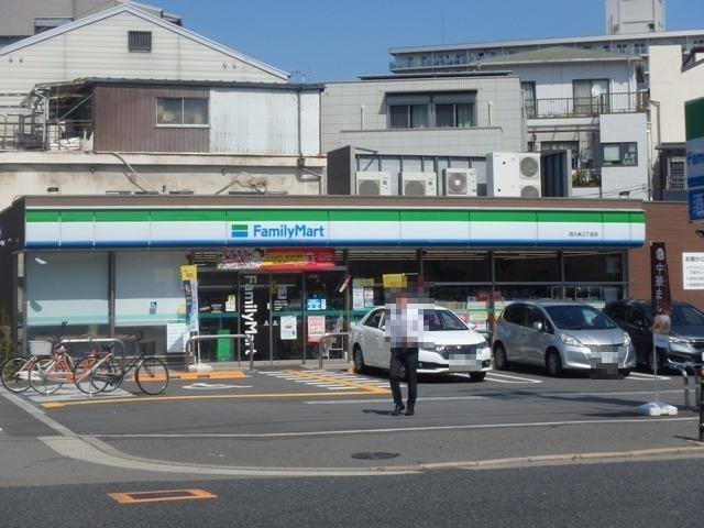 ファミリーマート西九条三丁目店 (101m)