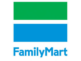 ファミリーマート服部駅前店 (92m)