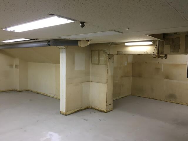 一部天井が低いです