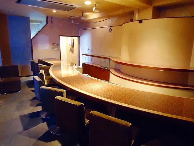 居抜き、スナック・ラウンジ・バー仕様