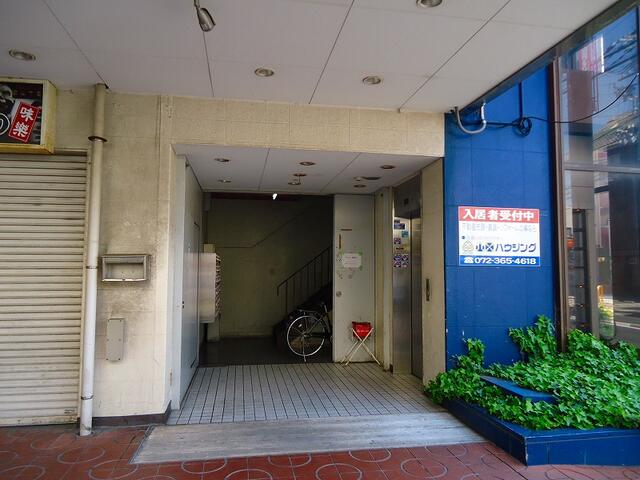 共用部エントランス／エレベーターあります