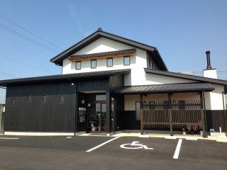 たかせ内科 (900m)