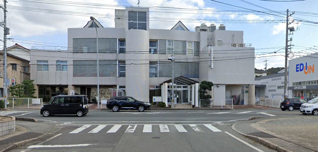 鈴木内科眼科医院 (1,150m)