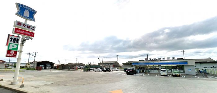 ローソン都野津駅前店 (1,200m)