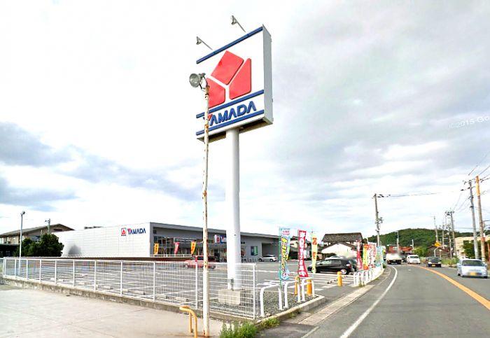ヤマダアウトレット江津店 (900m)