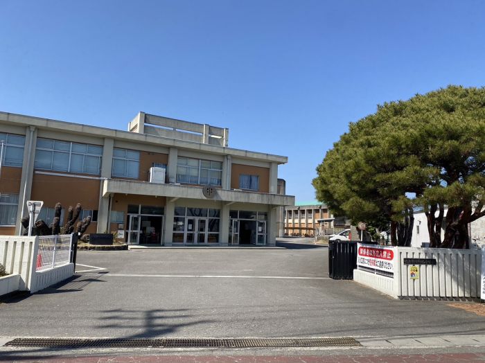 川内北小学校 (2,069m)