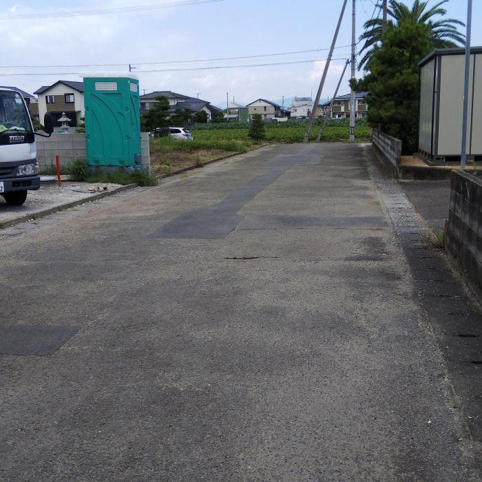 前面道路　東側より撮影
