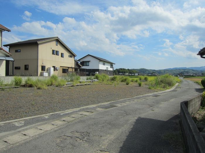 分割可能です。お問い合わせください。