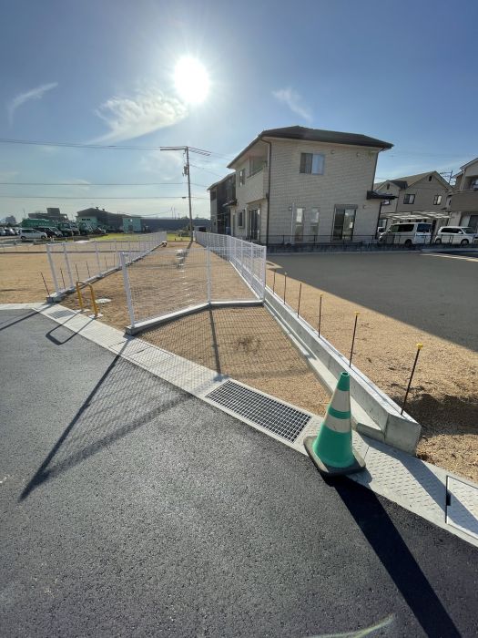 ゴミステーション・公園【ルーツガーデン春日Ⅱ】