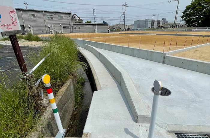 南西側水路【プラスタウン津森】