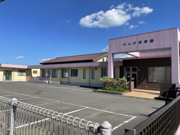 私立れんげ保育園 (760m)