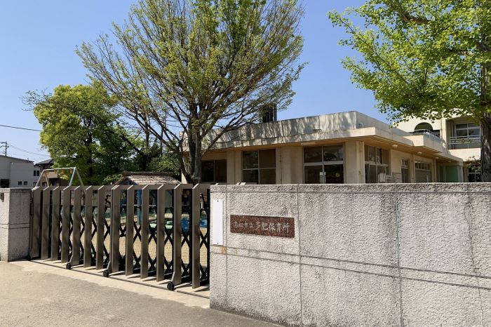 市立多肥保育所 (1,100m)