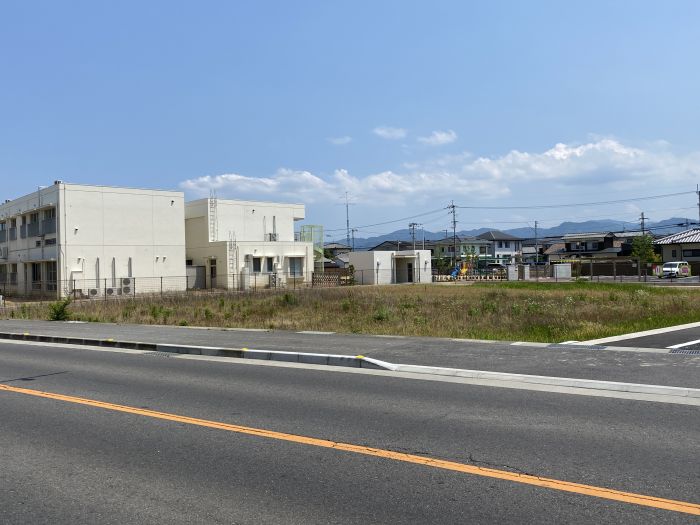 高松市立川島こども園 (600m)