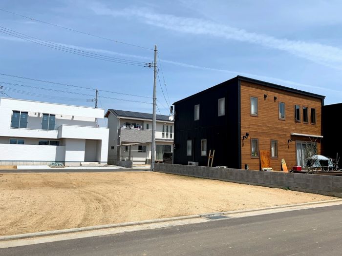 25号地　南西から撮影【アップガーデン上林Ⅰ・Ⅱ】