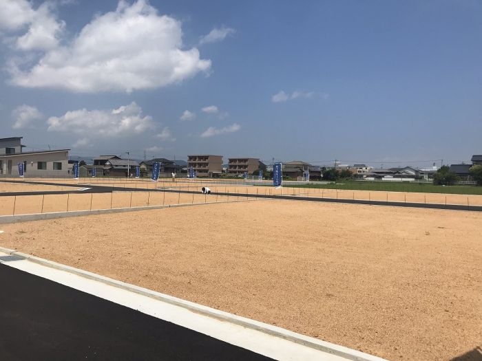 73号　地南東から撮影【アップガーデン上林Ⅰ・Ⅱ】