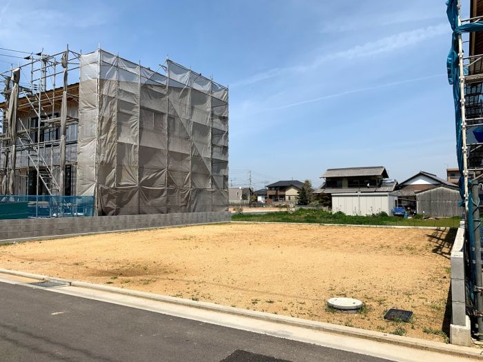 7号地　南東から撮影【アップガーデン上林Ⅰ・Ⅱ】