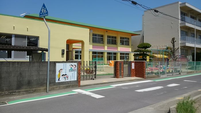 筆岡幼稚園 (558m)