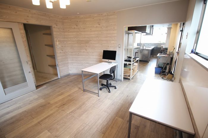 １階にある事務所スペースです。