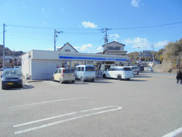 ローソン高知 針木本町店 (100m)