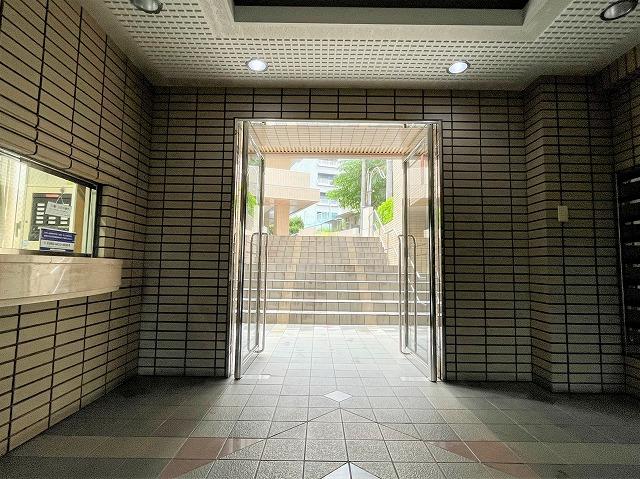 共用部エントランス