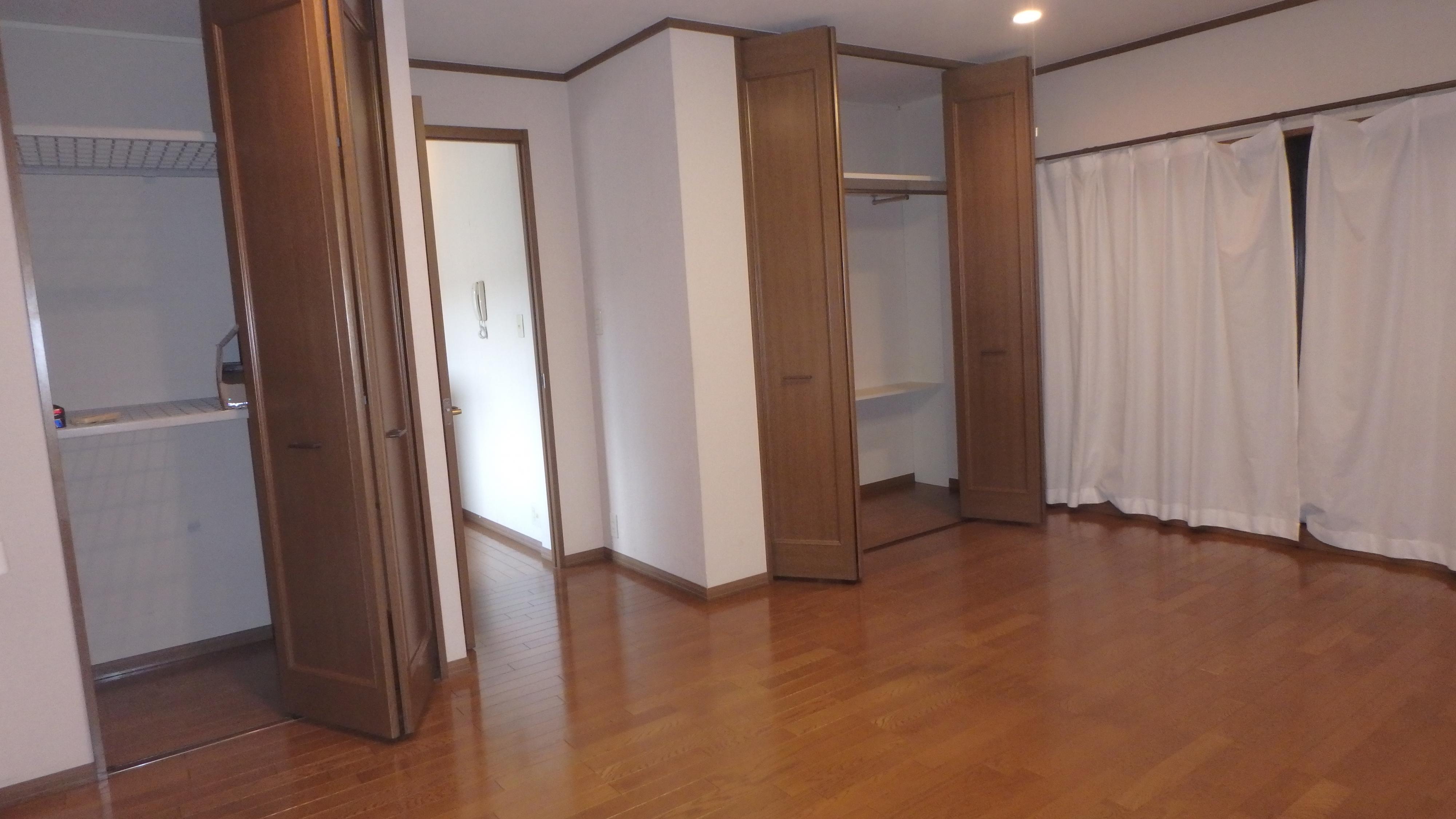 リビング以外の居室／２階主寝室