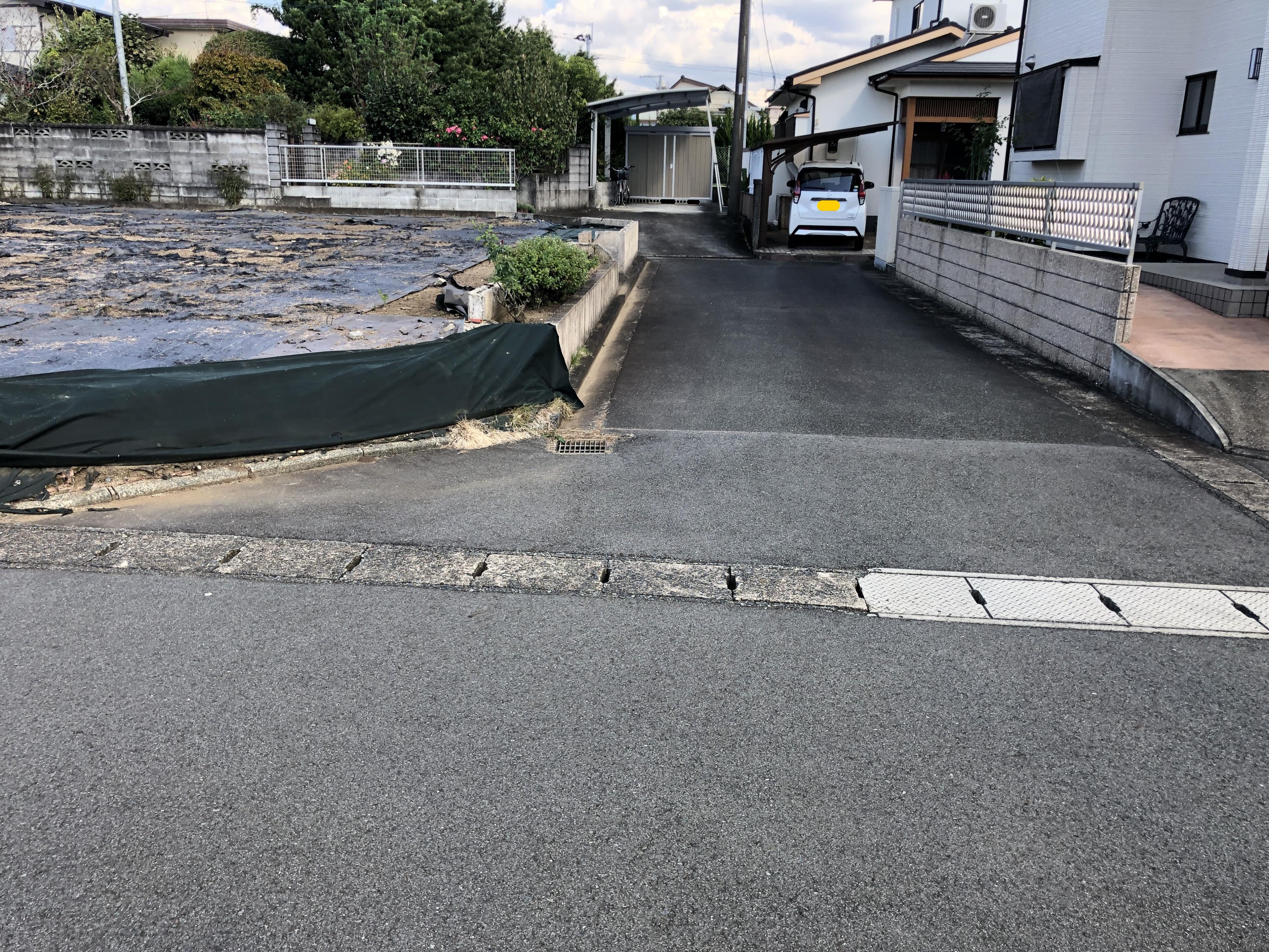 現地土地（前面道路含む）